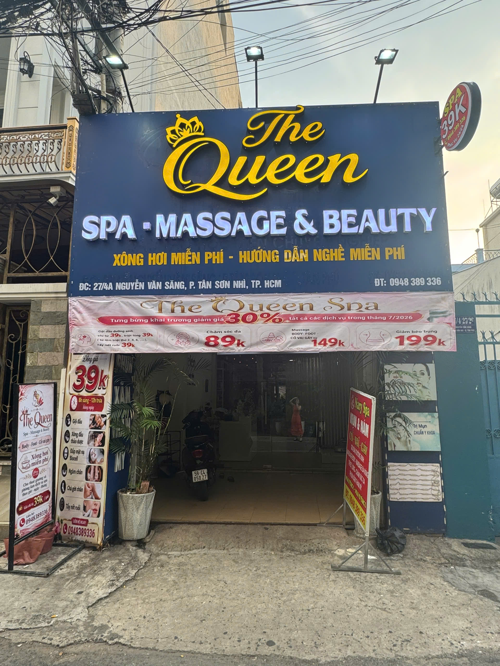 điều trị mụn tại The Queen Spa